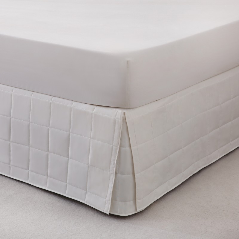 ZC25084 Bege Color Luxury Quilted Hotel Bed Skirt