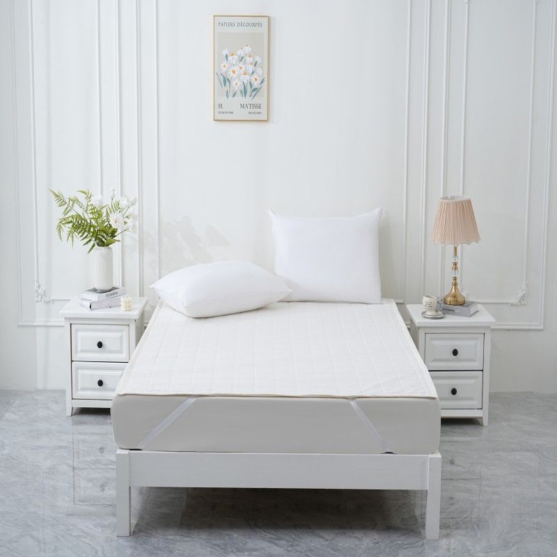 ZC24068 Elegant Polyester Microfiber Quilted Waterproof Mattress Topper/Pad Ivory