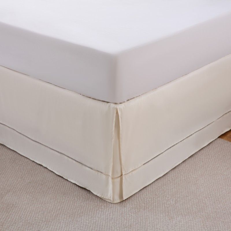 ZC25082 Sumptuous Beige Super Soft Bed Skirt