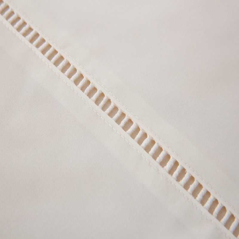 ZC25082 Sumptuous Beige Super Soft Bed Skirt