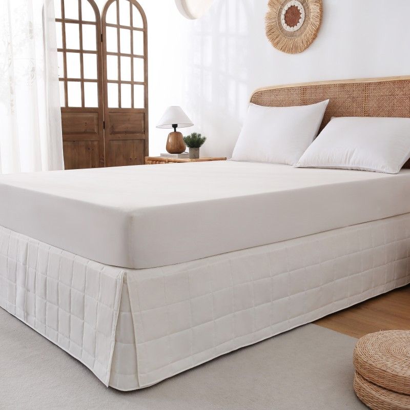 ZC25084 Bege Color Luxury Quilted Hotel Bed Skirt